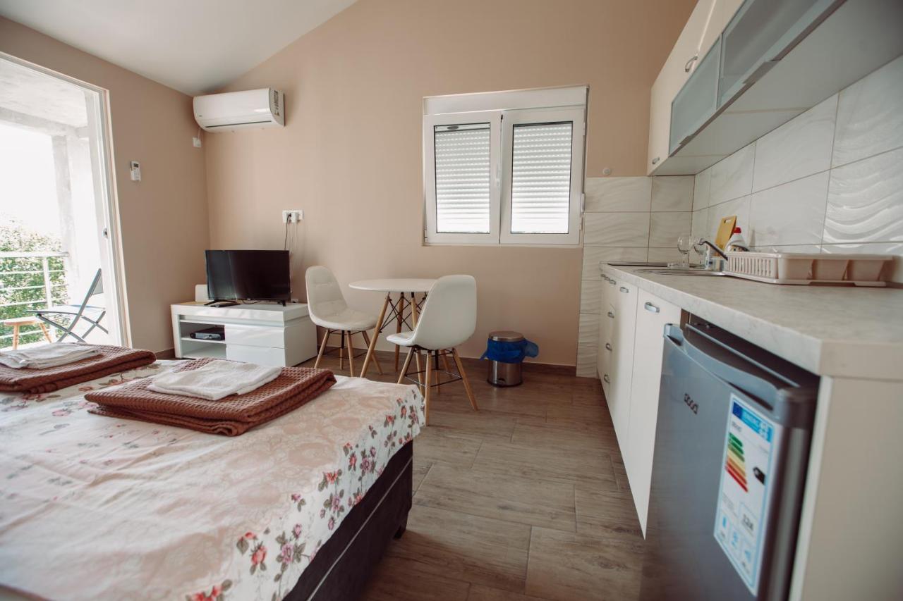 Apartmani Peko Kotor Ngoại thất bức ảnh